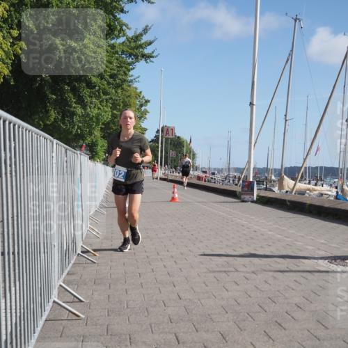17.08.2025 - KN Förde Triathlon 2025 KatJ http://msf.ph/oto/8586594 17.08.2025 10:36:08 Laufen 102, 248 meine-sportfotos.de