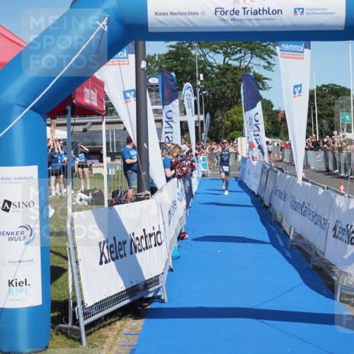 17.08.2025 - KN Förde Triathlon 2025 MichiJ http://msf.ph/oto/8586620 17.08.2025 13:28:20 Laufen 408 meine-sportfotos.de