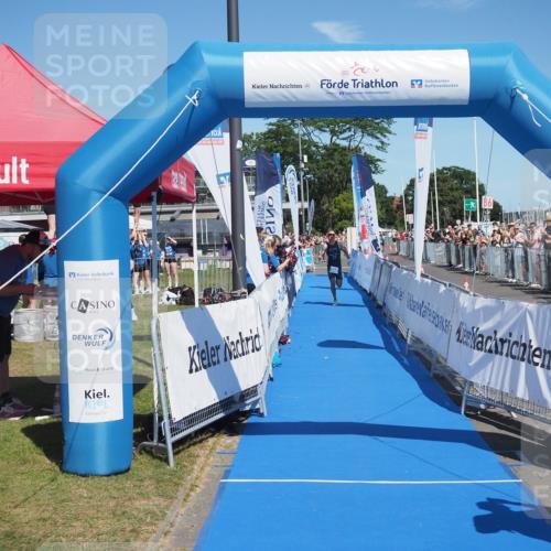 17.08.2025 - KN Förde Triathlon 2025 MichiJ http://msf.ph/oto/8586646 17.08.2025 13:28:21 Laufen 408 meine-sportfotos.de