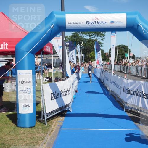 17.08.2025 - KN Förde Triathlon 2025 MichiJ http://msf.ph/oto/8586653 17.08.2025 13:28:21 Laufen 408 meine-sportfotos.de