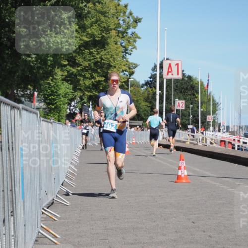 17.08.2025 - KN Förde Triathlon 2025 KatJ http://msf.ph/oto/8586696 17.08.2025 13:28:51 Laufen 398, 402 meine-sportfotos.de