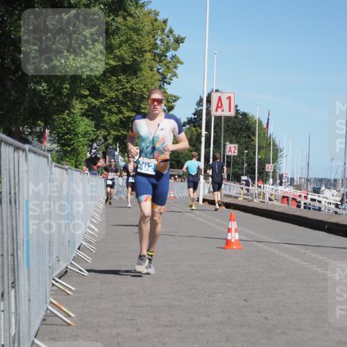17.08.2025 - KN Förde Triathlon 2025 KatJ http://msf.ph/oto/8586704 17.08.2025 13:28:51 Laufen 398, 402 meine-sportfotos.de