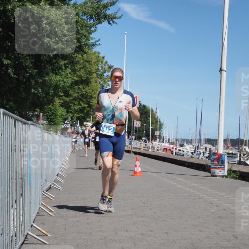 17.08.2025 - KN Förde Triathlon 2025 KatJ http://msf.ph/oto/8586718 17.08.2025 13:28:53 Laufen 398, 402, 454 meine-sportfotos.de