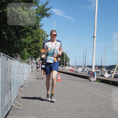 17.08.2025 - KN Förde Triathlon 2025 KatJ http://msf.ph/oto/8586731 17.08.2025 13:28:53 Laufen 398, 402, 454 meine-sportfotos.de