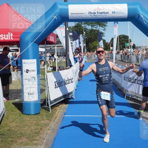 17.08.2025 - KN Förde Triathlon 2025 MichiJ http://msf.ph/oto/8586744 17.08.2025 13:28:25 Laufen 408 meine-sportfotos.de