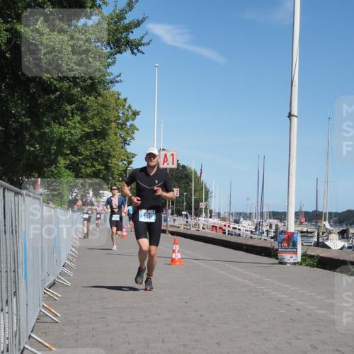 17.08.2025 - KN Förde Triathlon 2025 KatJ http://msf.ph/oto/8586755 17.08.2025 13:28:56 Laufen 398, 402, 454 meine-sportfotos.de