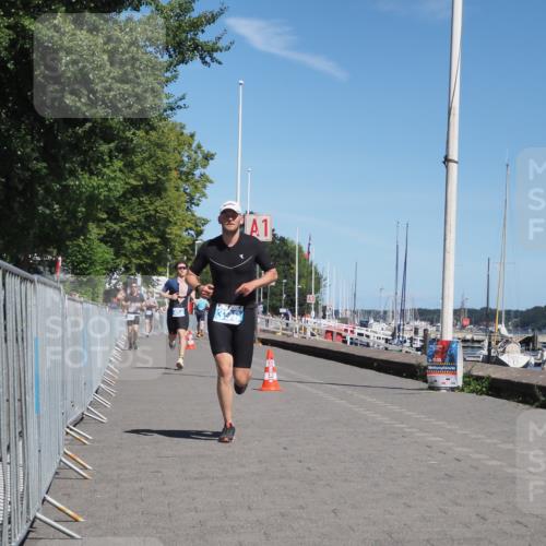 17.08.2025 - KN Förde Triathlon 2025 KatJ http://msf.ph/oto/8586763 17.08.2025 13:28:56 Laufen 398, 402, 454 meine-sportfotos.de