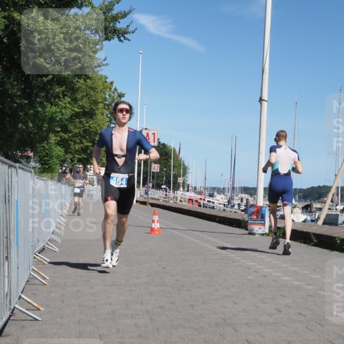 17.08.2025 - KN Förde Triathlon 2025 KatJ http://msf.ph/oto/8586812 17.08.2025 13:29:00 Laufen 398, 454 meine-sportfotos.de