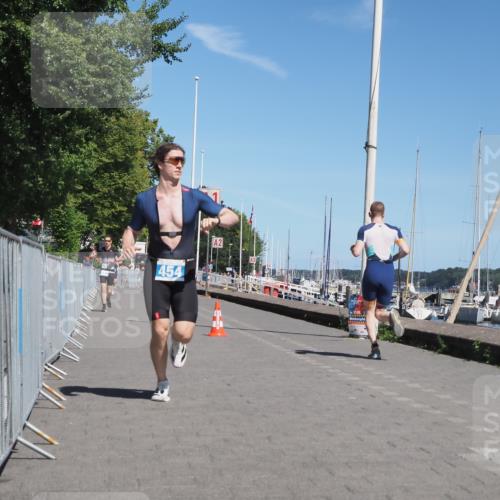17.08.2025 - KN Förde Triathlon 2025 KatJ http://msf.ph/oto/8586819 17.08.2025 13:29:00 Laufen 398, 454 meine-sportfotos.de