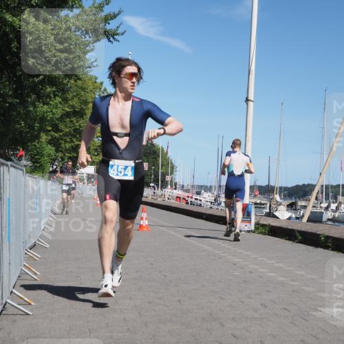 17.08.2025 - KN Förde Triathlon 2025 KatJ http://msf.ph/oto/8586836 17.08.2025 13:29:01 Laufen 398, 423, 454 meine-sportfotos.de