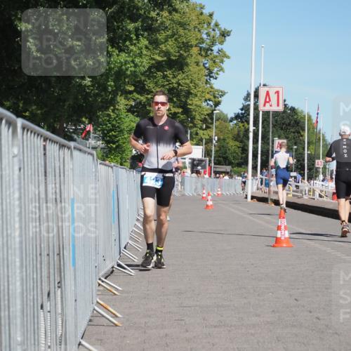17.08.2025 - KN Förde Triathlon 2025 KatJ http://msf.ph/oto/8586845 17.08.2025 13:29:06 Laufen 423, 442 meine-sportfotos.de