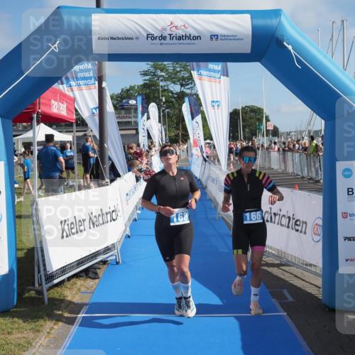 17.08.2025 - KN Förde Triathlon 2025 MichiJ http://msf.ph/oto/8586885 17.08.2025 10:26:31 Laufen 166, 168 meine-sportfotos.de