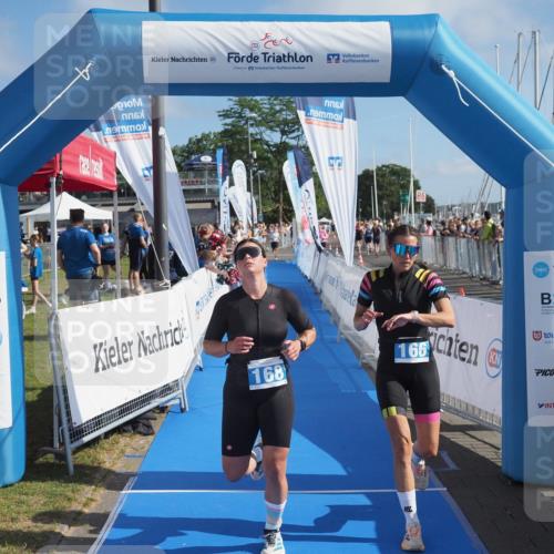 17.08.2025 - KN Förde Triathlon 2025 MichiJ http://msf.ph/oto/8586891 17.08.2025 10:26:31 Laufen 166, 168 meine-sportfotos.de