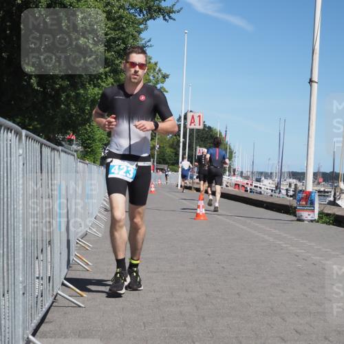 17.08.2025 - KN Förde Triathlon 2025 KatJ http://msf.ph/oto/8586903 17.08.2025 13:29:09 Laufen 423, 442 meine-sportfotos.de