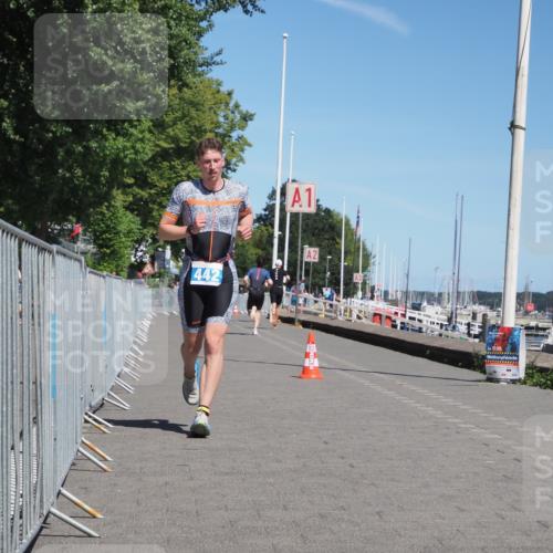 17.08.2025 - KN Förde Triathlon 2025 KatJ http://msf.ph/oto/8586933 17.08.2025 13:29:13 Laufen 423, 442 meine-sportfotos.de