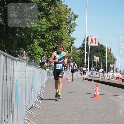 17.08.2025 - KN Förde Triathlon 2025 KatJ http://msf.ph/oto/8586969 17.08.2025 13:29:33 Laufen 457 meine-sportfotos.de