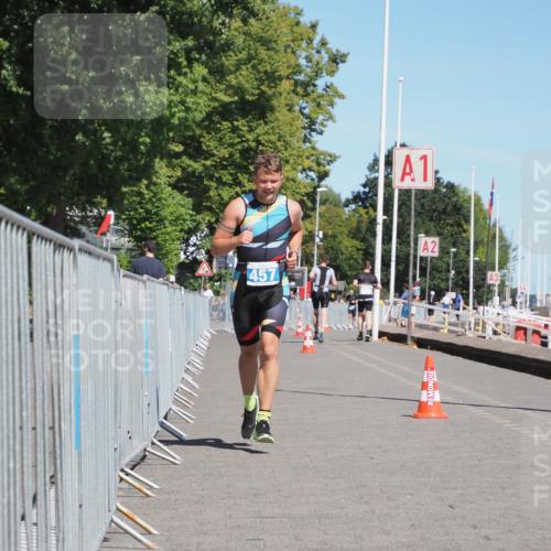 17.08.2025 - KN Förde Triathlon 2025 KatJ http://msf.ph/oto/8586984 17.08.2025 13:29:34 Laufen 457 meine-sportfotos.de