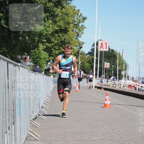 17.08.2025 - KN Förde Triathlon 2025 KatJ http://msf.ph/oto/8586992 17.08.2025 13:29:34 Laufen 457 meine-sportfotos.de