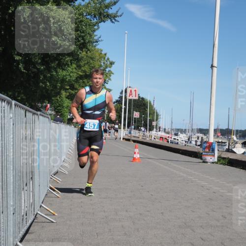 17.08.2025 - KN Förde Triathlon 2025 KatJ http://msf.ph/oto/8587018 17.08.2025 13:29:36 Laufen 457 meine-sportfotos.de