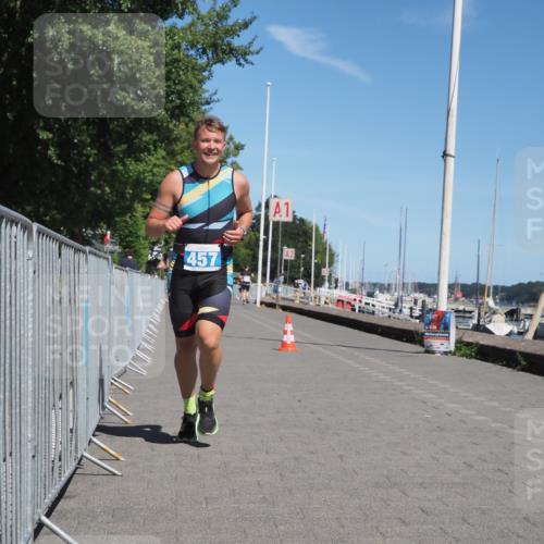 17.08.2025 - KN Förde Triathlon 2025 KatJ http://msf.ph/oto/8587029 17.08.2025 13:29:36 Laufen 457 meine-sportfotos.de