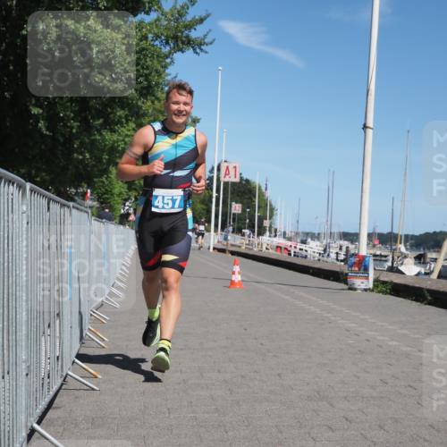 17.08.2025 - KN Förde Triathlon 2025 KatJ http://msf.ph/oto/8587033 17.08.2025 13:29:36 Laufen 457 meine-sportfotos.de