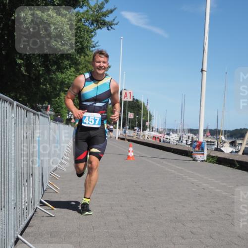17.08.2025 - KN Förde Triathlon 2025 KatJ http://msf.ph/oto/8587037 17.08.2025 13:29:36 Laufen 457 meine-sportfotos.de