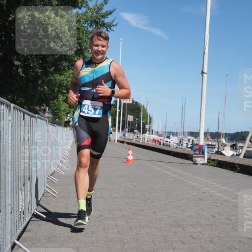17.08.2025 - KN Förde Triathlon 2025 KatJ http://msf.ph/oto/8587045 17.08.2025 13:29:37 Laufen 457 meine-sportfotos.de