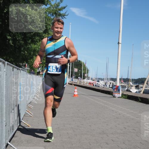 17.08.2025 - KN Förde Triathlon 2025 KatJ http://msf.ph/oto/8587050 17.08.2025 13:29:37 Laufen 457 meine-sportfotos.de