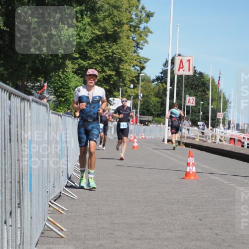 17.08.2025 - KN Förde Triathlon 2025 KatJ http://msf.ph/oto/8587054 17.08.2025 13:29:52 Laufen 411, 416 meine-sportfotos.de