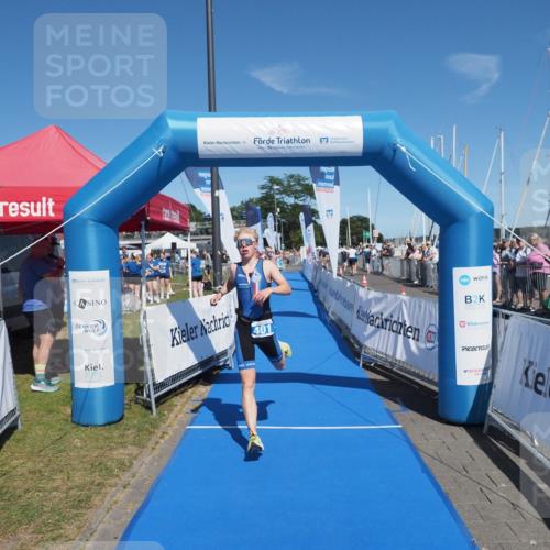 17.08.2025 - KN Förde Triathlon 2025 MichiJ http://msf.ph/oto/8587056 17.08.2025 13:38:55 Laufen 401 meine-sportfotos.de