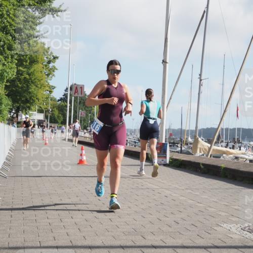 17.08.2025 - KN Förde Triathlon 2025 KatJ http://msf.ph/oto/8587063 17.08.2025 10:12:09 Laufen 116 meine-sportfotos.de