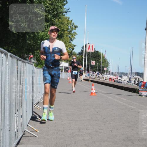 17.08.2025 - KN Förde Triathlon 2025 KatJ http://msf.ph/oto/8587110 17.08.2025 13:29:54 Laufen 411, 416, 467 meine-sportfotos.de