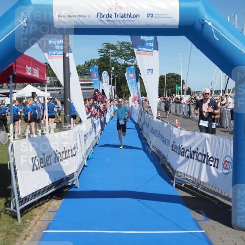 17.08.2025 - KN Förde Triathlon 2025 MichiJ http://msf.ph/oto/8587113 17.08.2025 13:39:32 Laufen 406 meine-sportfotos.de