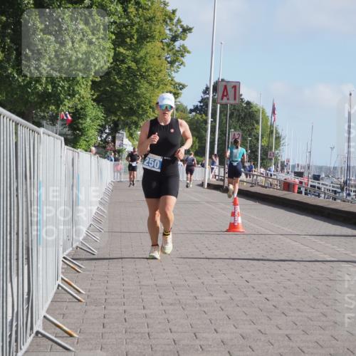 17.08.2025 - KN Förde Triathlon 2025 KatJ http://msf.ph/oto/8587132 17.08.2025 10:12:17 Laufen 250 meine-sportfotos.de