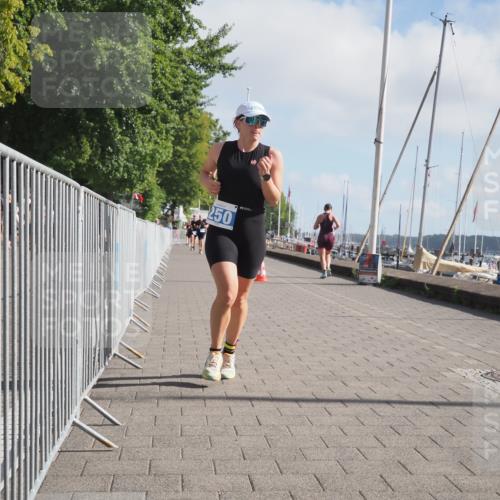 17.08.2025 - KN Förde Triathlon 2025 KatJ http://msf.ph/oto/8587163 17.08.2025 10:12:19 Laufen 250 meine-sportfotos.de
