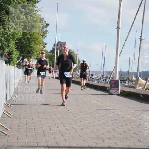17.08.2025 - KN Förde Triathlon 2025 KatJ http://msf.ph/oto/8587203 17.08.2025 10:12:30 Laufen 125, 147 meine-sportfotos.de