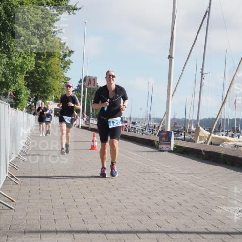 17.08.2025 - KN Förde Triathlon 2025 KatJ http://msf.ph/oto/8587222 17.08.2025 10:12:31 Laufen 125, 126, 147, 158 meine-sportfotos.de