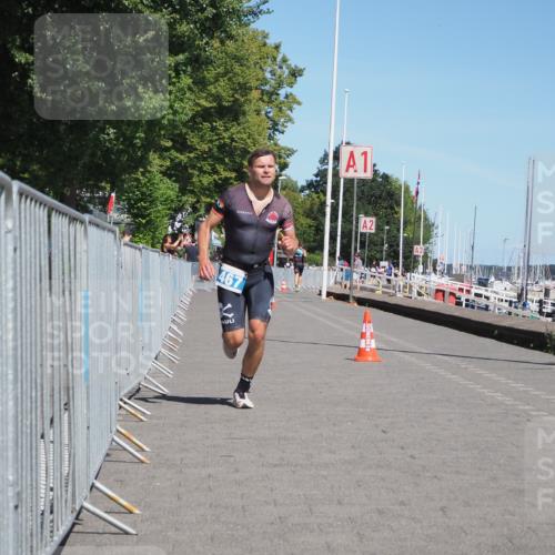 17.08.2025 - KN Förde Triathlon 2025 KatJ http://msf.ph/oto/8587229 17.08.2025 13:30:00 Laufen 411, 467 meine-sportfotos.de