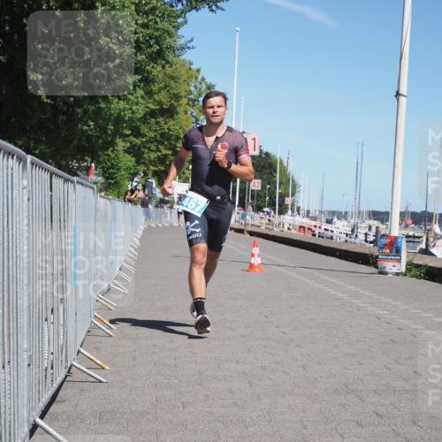 17.08.2025 - KN Förde Triathlon 2025 KatJ http://msf.ph/oto/8587263 17.08.2025 13:30:01 Laufen 411, 467 meine-sportfotos.de