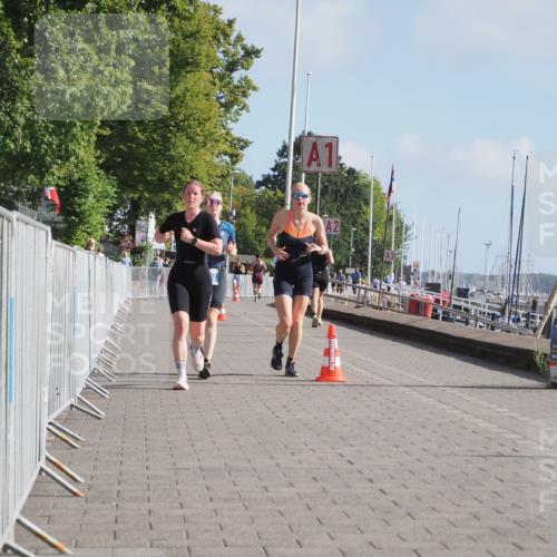 17.08.2025 - KN Förde Triathlon 2025 KatJ http://msf.ph/oto/8587302 17.08.2025 10:12:36 Laufen 125, 126, 147, 148, 158 meine-sportfotos.de