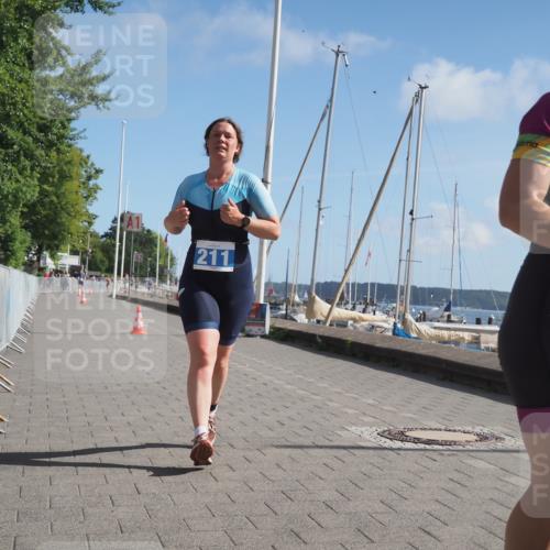 17.08.2025 - KN Förde Triathlon 2025 KatJ http://msf.ph/oto/8587320 17.08.2025 10:37:00 Laufen 184, 211 meine-sportfotos.de