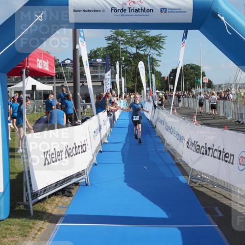 17.08.2025 - KN Förde Triathlon 2025 MichiJ http://msf.ph/oto/8587330 17.08.2025 10:27:41 Laufen 148 meine-sportfotos.de