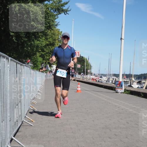 17.08.2025 - KN Förde Triathlon 2025 KatJ http://msf.ph/oto/8587343 17.08.2025 13:30:17 Laufen 409 meine-sportfotos.de