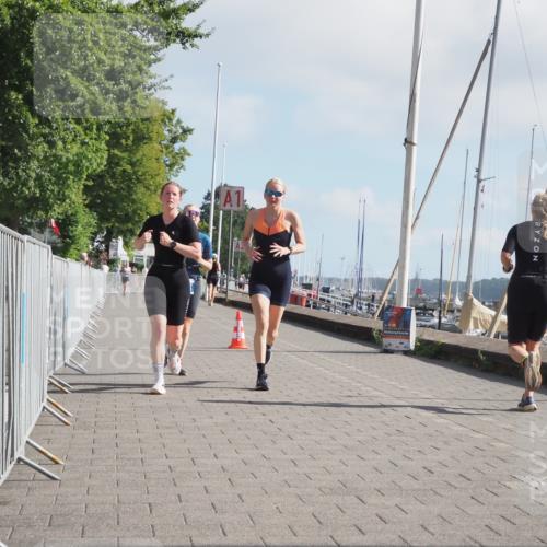 17.08.2025 - KN Förde Triathlon 2025 KatJ http://msf.ph/oto/8587356 17.08.2025 10:12:38 Laufen 126, 148, 158 meine-sportfotos.de