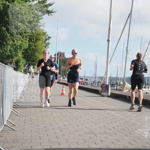 17.08.2025 - KN Förde Triathlon 2025 KatJ http://msf.ph/oto/8587361 17.08.2025 10:12:38 Laufen 126, 148, 158 meine-sportfotos.de