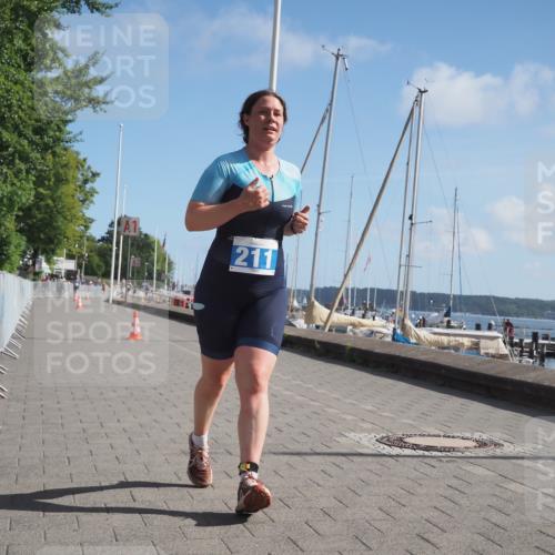 17.08.2025 - KN Förde Triathlon 2025 KatJ http://msf.ph/oto/8587362 17.08.2025 10:37:01 Laufen 184, 211 meine-sportfotos.de