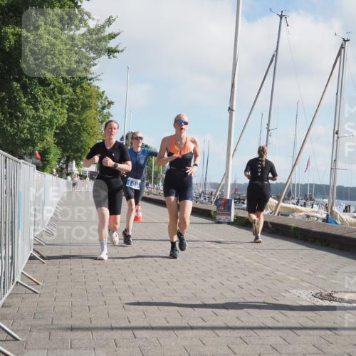 17.08.2025 - KN Förde Triathlon 2025 KatJ http://msf.ph/oto/8587379 17.08.2025 10:12:39 Laufen 126, 148, 158 meine-sportfotos.de