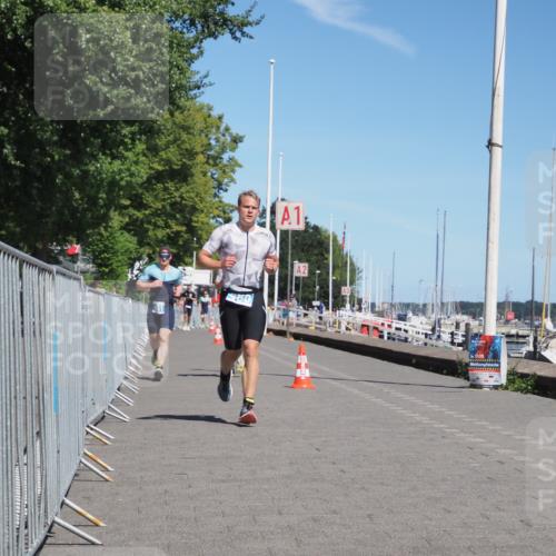 17.08.2025 - KN Förde Triathlon 2025 KatJ http://msf.ph/oto/8587413 17.08.2025 13:30:33 Laufen 404, 460, 461 meine-sportfotos.de