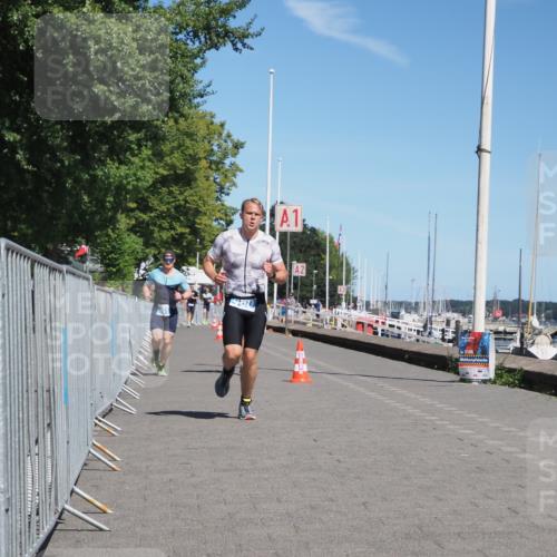 17.08.2025 - KN Förde Triathlon 2025 KatJ http://msf.ph/oto/8587417 17.08.2025 13:30:33 Laufen 404, 460, 461 meine-sportfotos.de