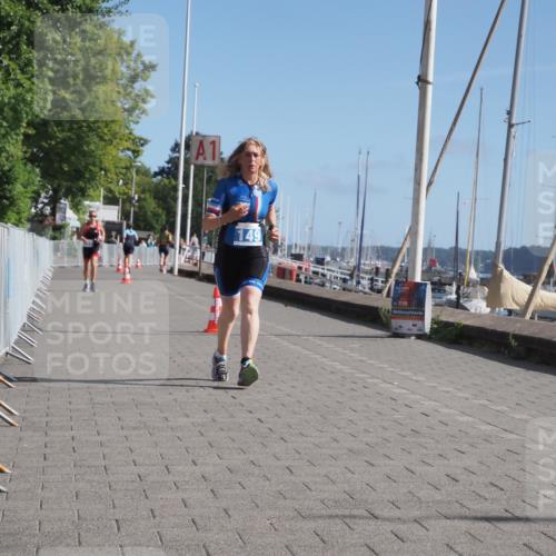 17.08.2025 - KN Förde Triathlon 2025 KatJ http://msf.ph/oto/8587444 17.08.2025 10:37:24 Laufen 149 meine-sportfotos.de